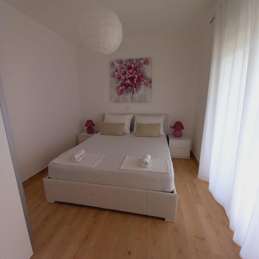 Apartments M & L Murter Esterno foto